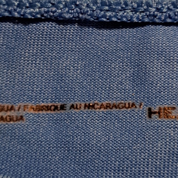 Under Armour boys size 6 light blue heat gear shirt - Picture 3 of 4